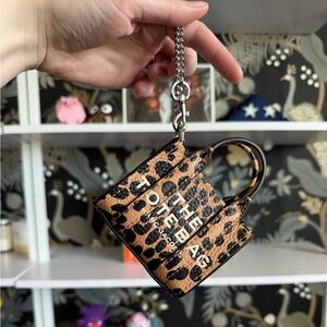 Marc Jacobs The Nano Tote Bag - Bag Charm - Leopard-Print